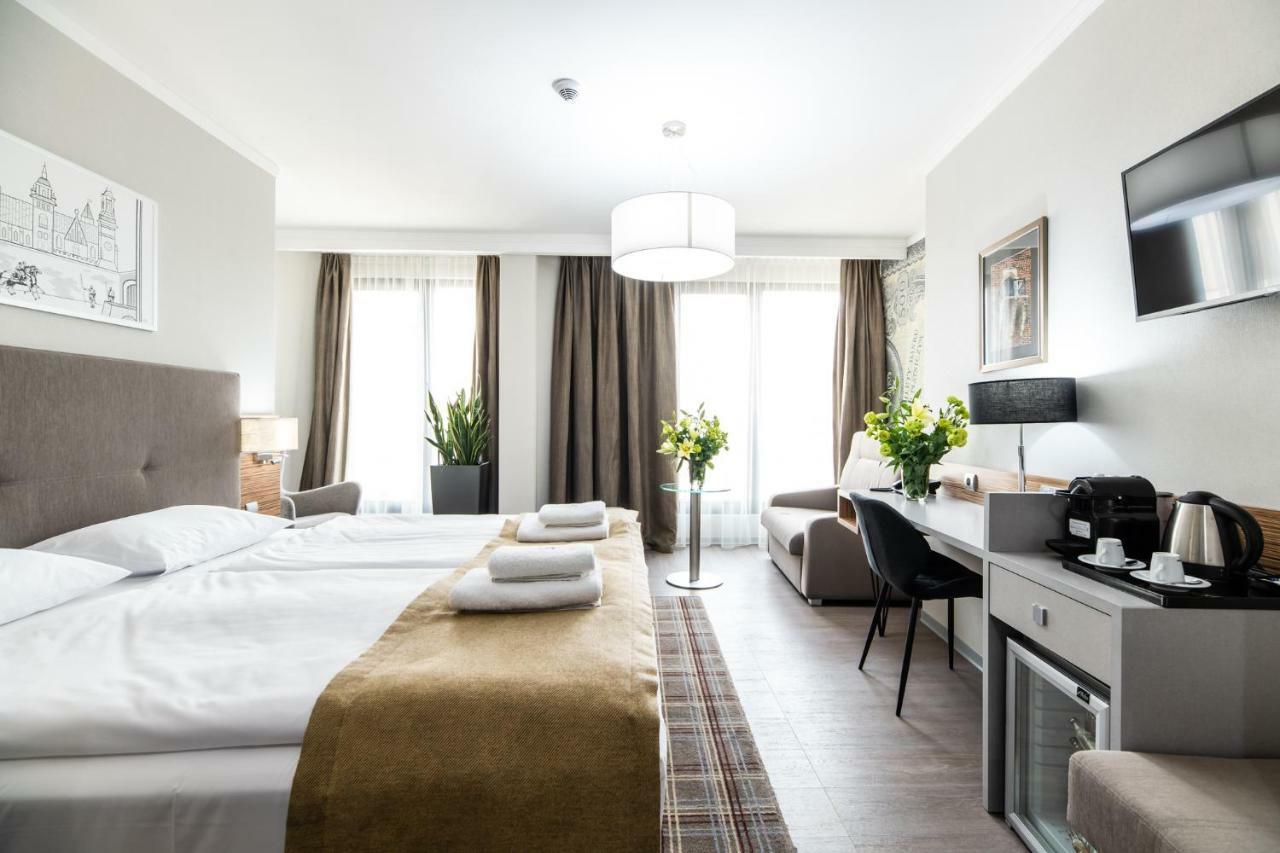 Hotel Perfect Краків Екстер'єр фото