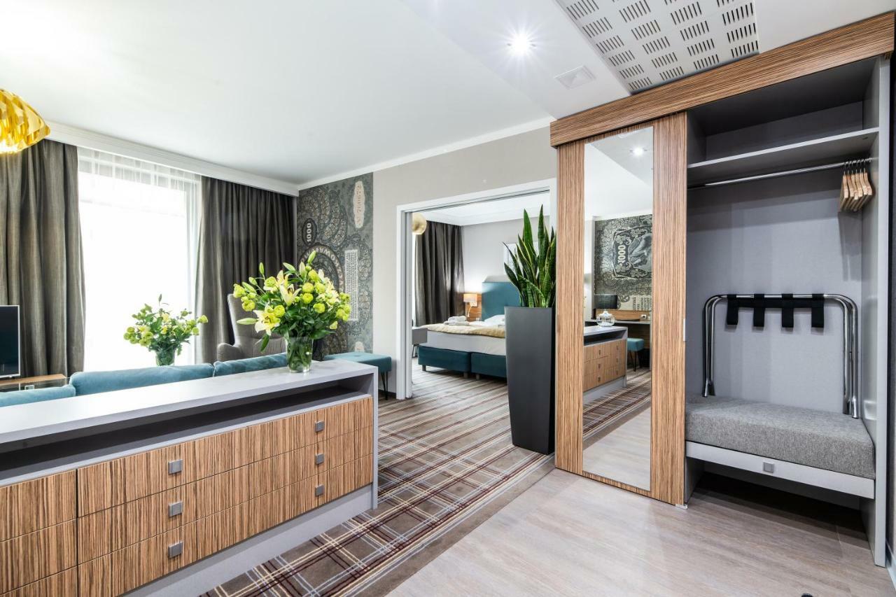 Hotel Perfect Краків Екстер'єр фото